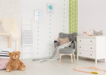 In dieses Zimmer würde eine Indoor Kinderrutsche gut hinein passen.