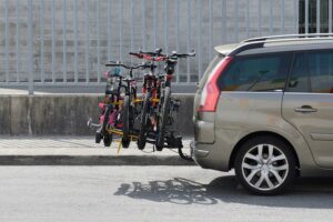 Fahrrad transportieren im Auto