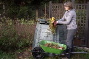 Gartenabfälle müssen korrekt entsorgt werden. © hopsalka / stock.adobe.com